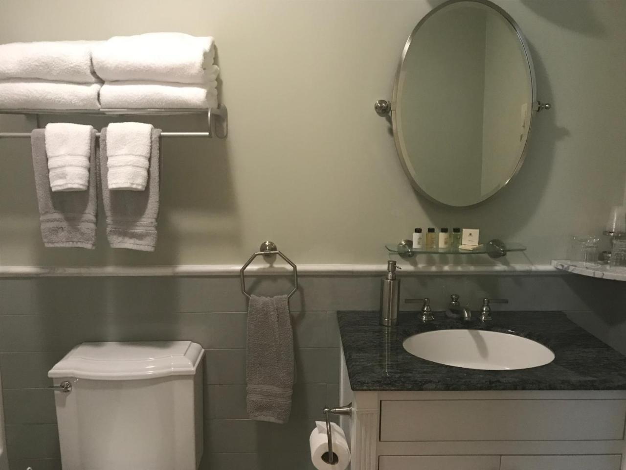 Pawling House Bed & Breakfast 외부 사진
